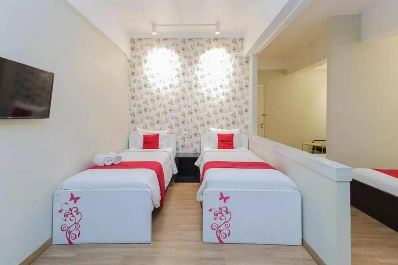 Reddoorz Plus At Riverside Malang Exteriér fotografie