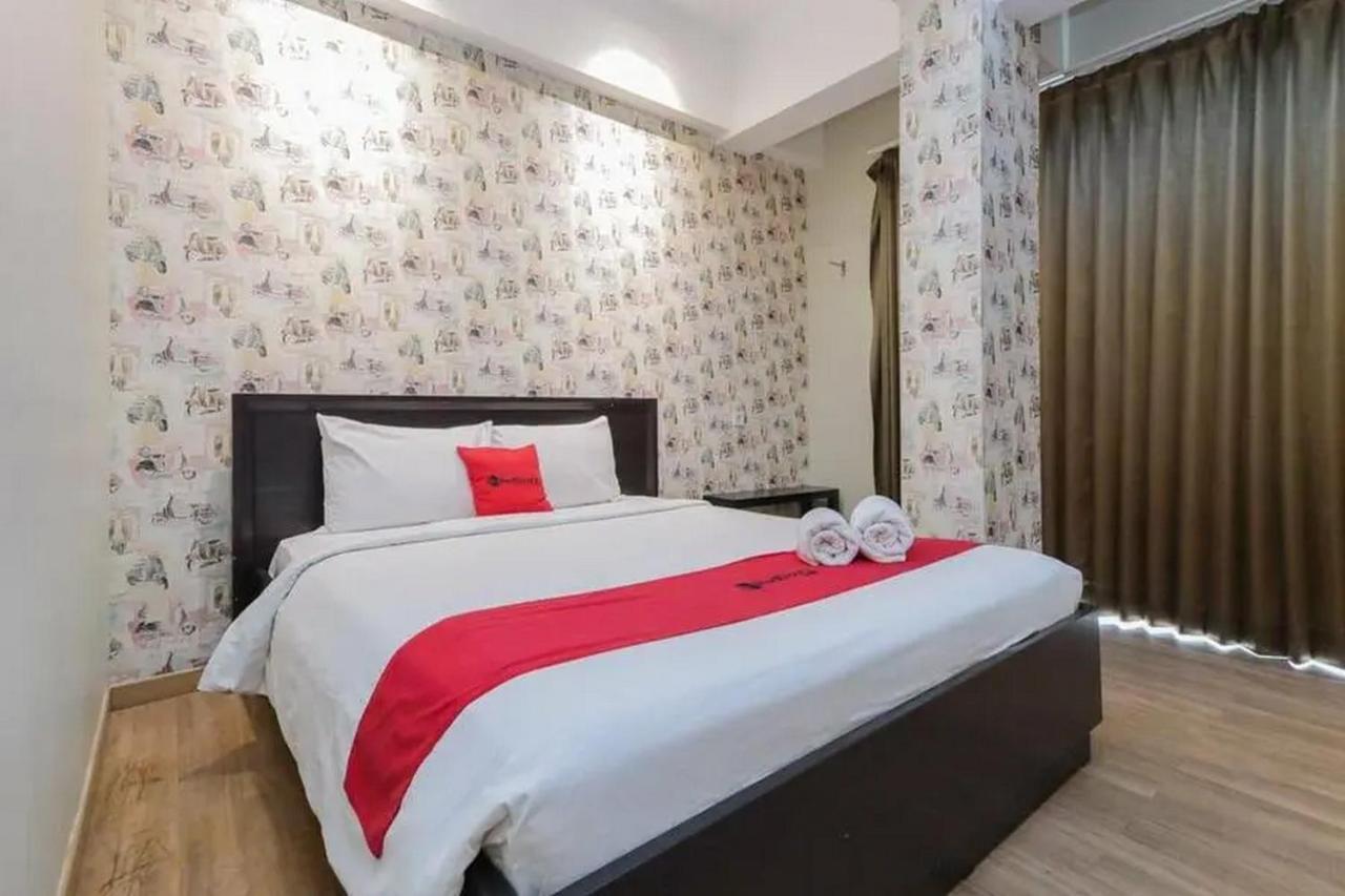 Reddoorz Plus At Riverside Malang Exteriér fotografie