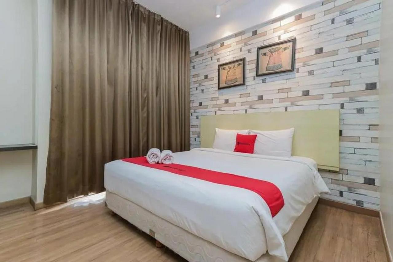Reddoorz Plus At Riverside Malang Exteriér fotografie