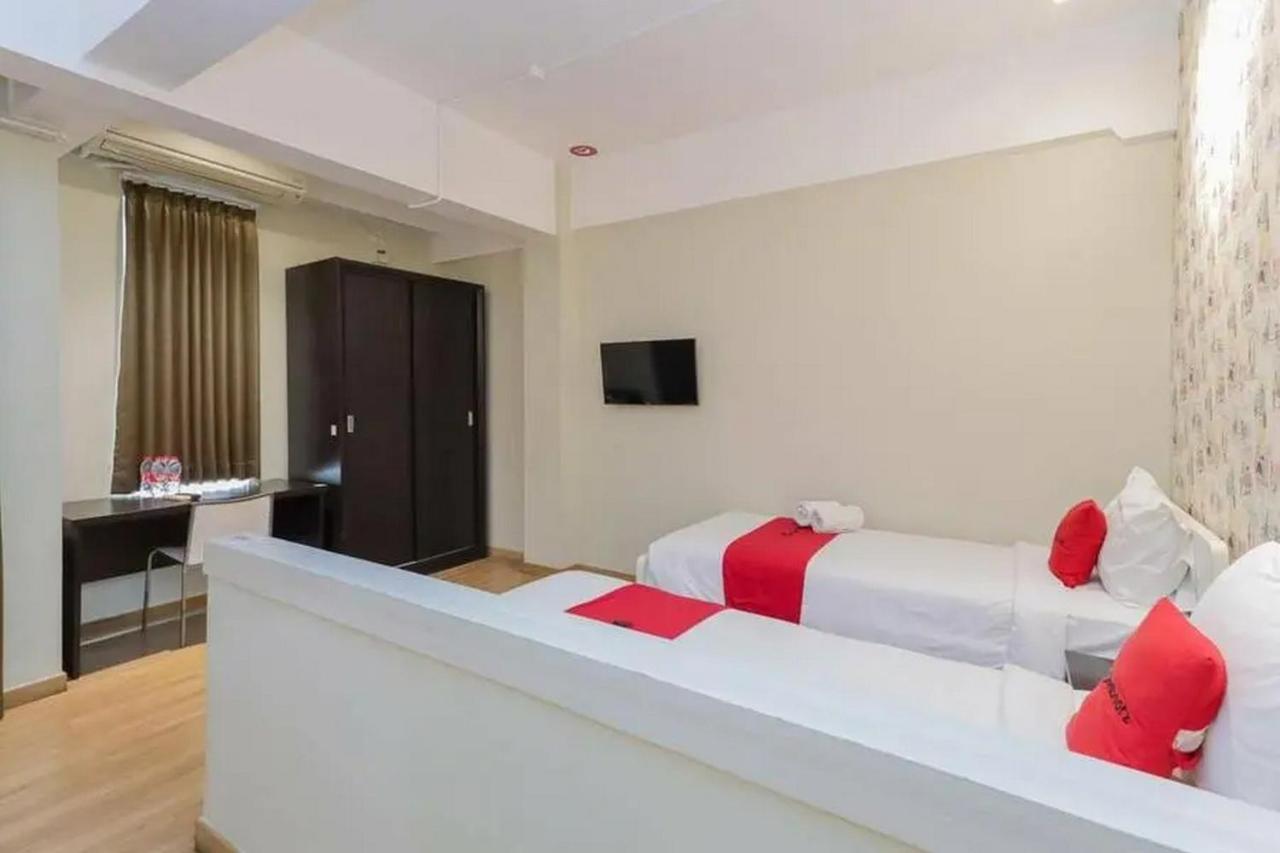 Reddoorz Plus At Riverside Malang Exteriér fotografie
